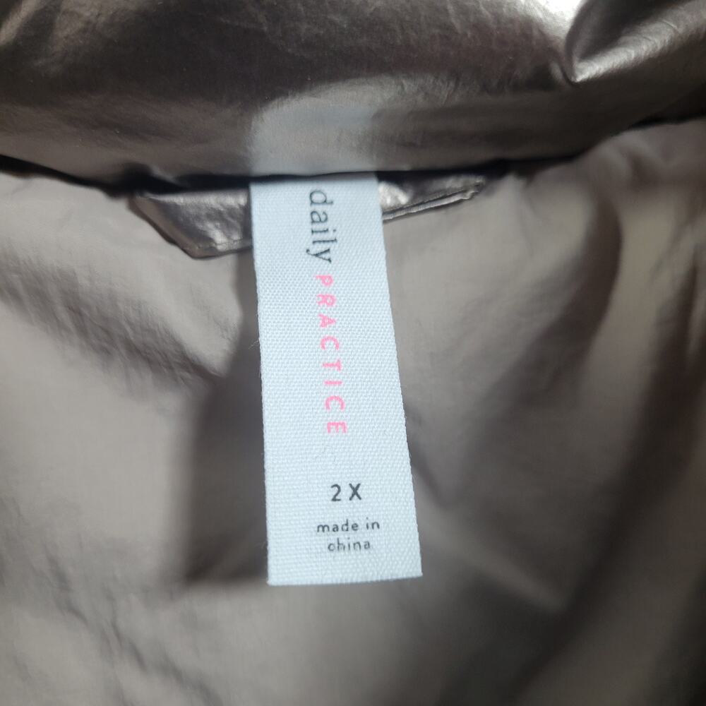 Daily Practice By Anthropologie Gold Metallic Cropped Hooded Puffer Vest Size 2X - Picture 3 of 8